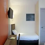 Logis Erreguina Hotel
