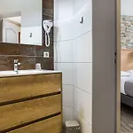 Hotel Logis Erreguina 2*