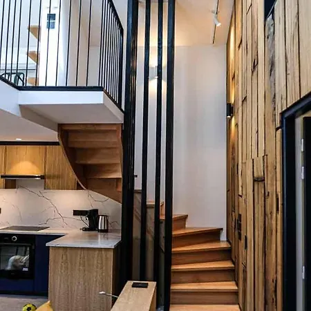 Logis Erreguina Hotel 2*