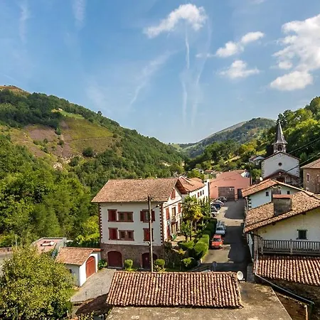 Logis Erreguina
