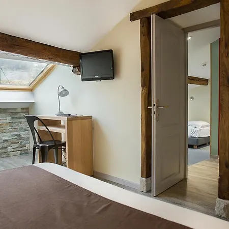 Hotel Logis Erreguina