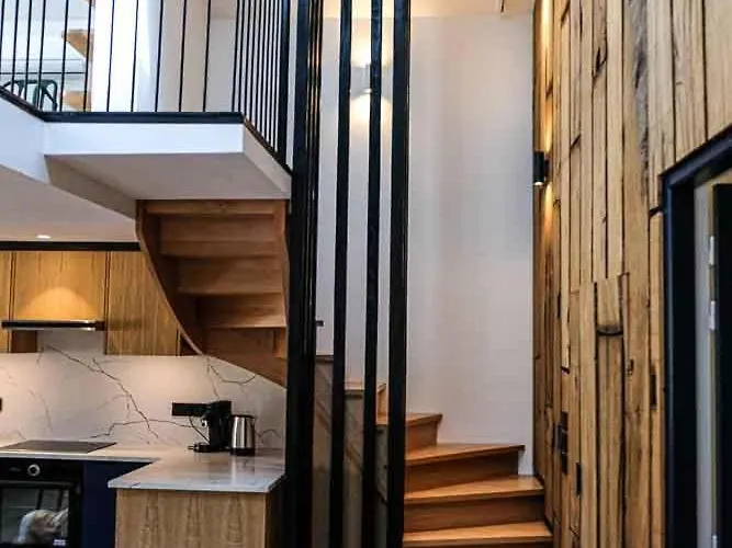 Logis Erreguina Otel 2*